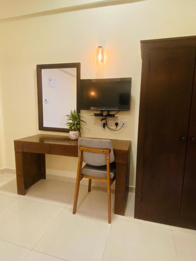 Hotel Northway Vavuniya Exterior photo