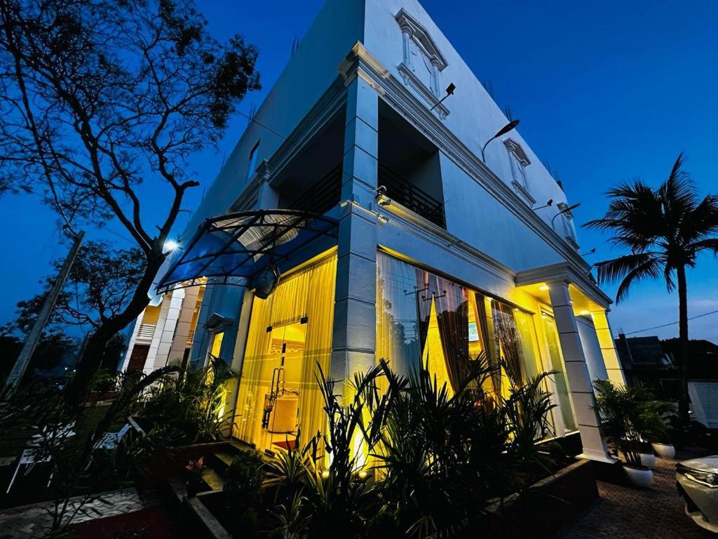 Hotel Northway Vavuniya Exterior photo