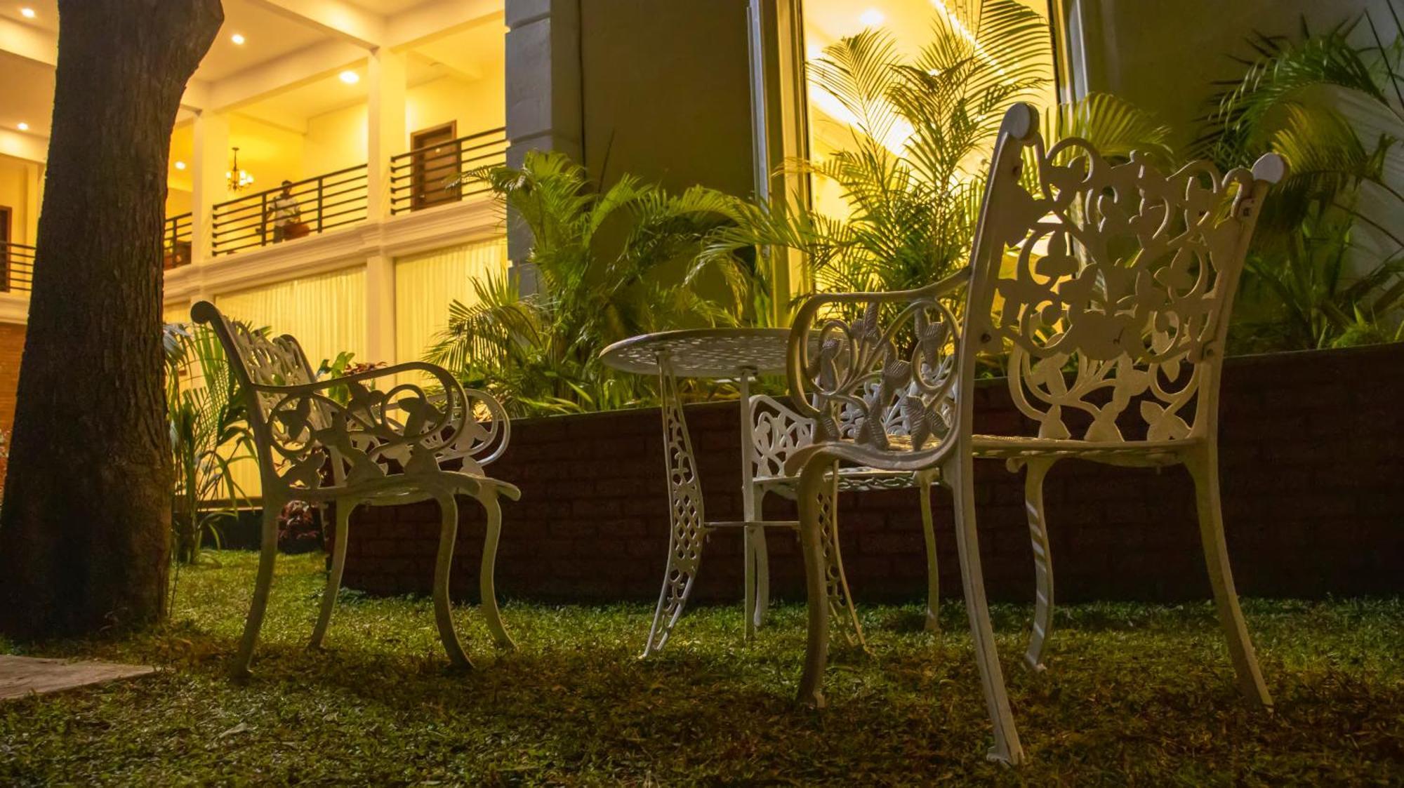 Hotel Northway Vavuniya Exterior photo