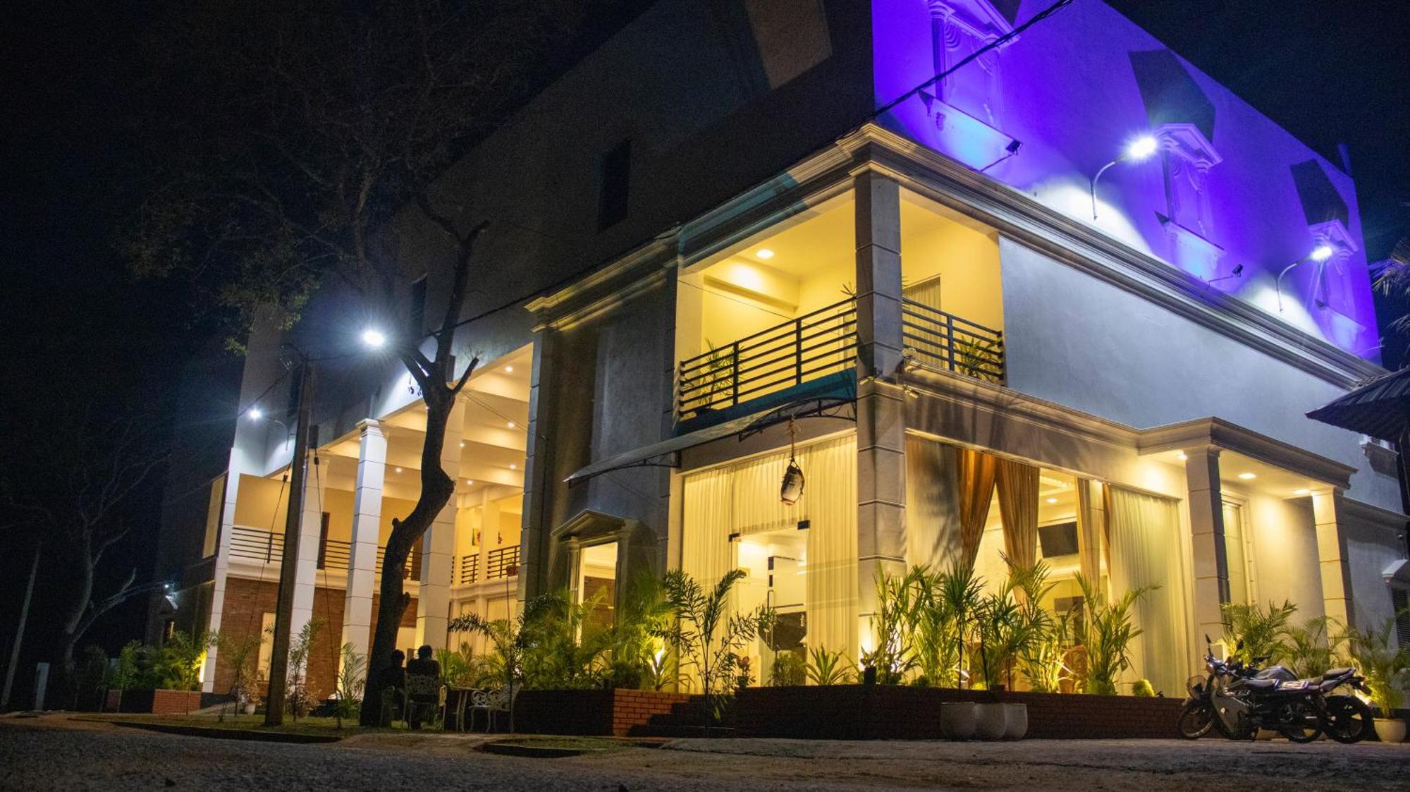 Hotel Northway Vavuniya Exterior photo