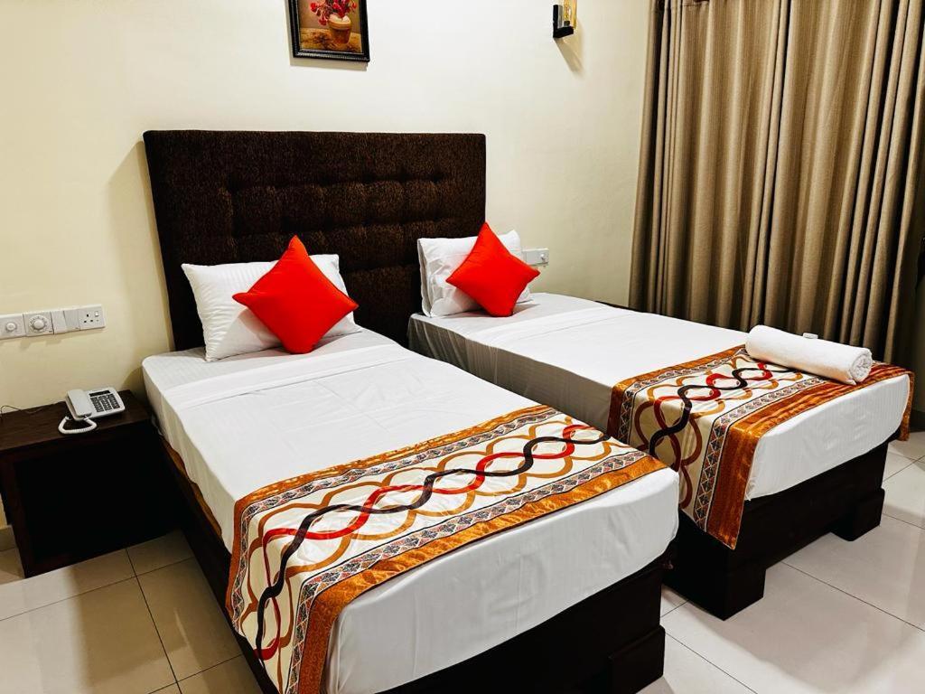 Hotel Northway Vavuniya Exterior photo